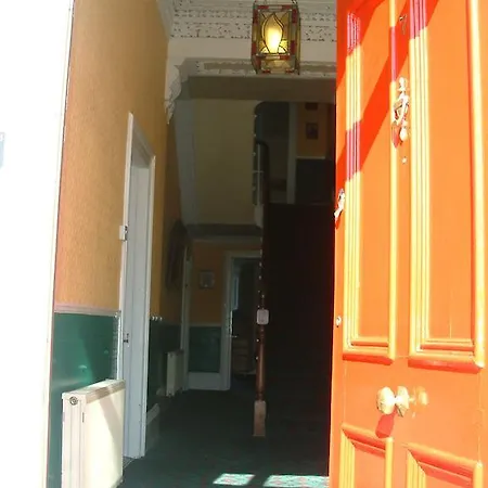 Claremont House Dún Laoghaire