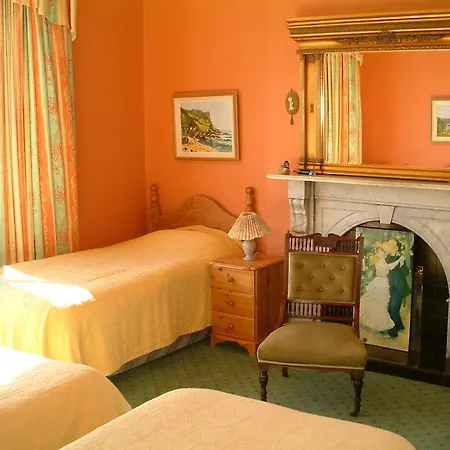 Nocleg ze śniadaniem Claremont House Dún Laoghaire