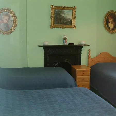 Nocleg ze śniadaniem Claremont House Dún Laoghaire