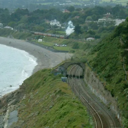 Nocleg ze śniadaniem Claremont House