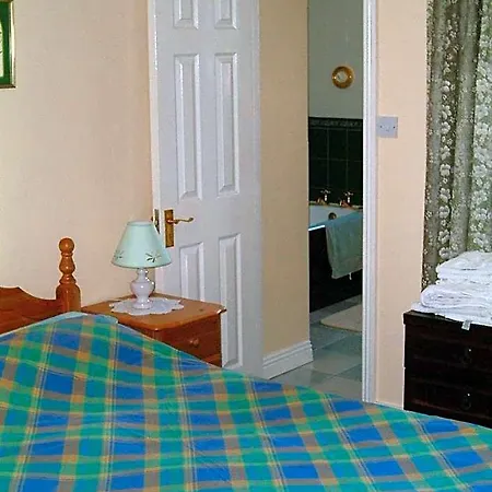 Claremont House Bed & Breakfast
